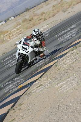 media/Sep-20-2025-Race Pace (Sat) [[d4e1b33f4d]]/Non Verified/Turn 4 Inside (8am)/